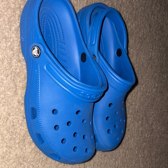 CROCS Kids Blue Slippers - Picture 1 of 2